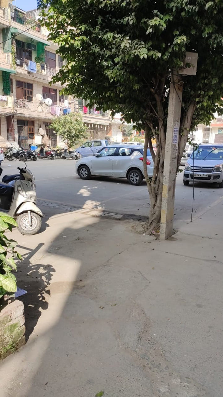 2 BHK IN SECTOR-24 ROHINI