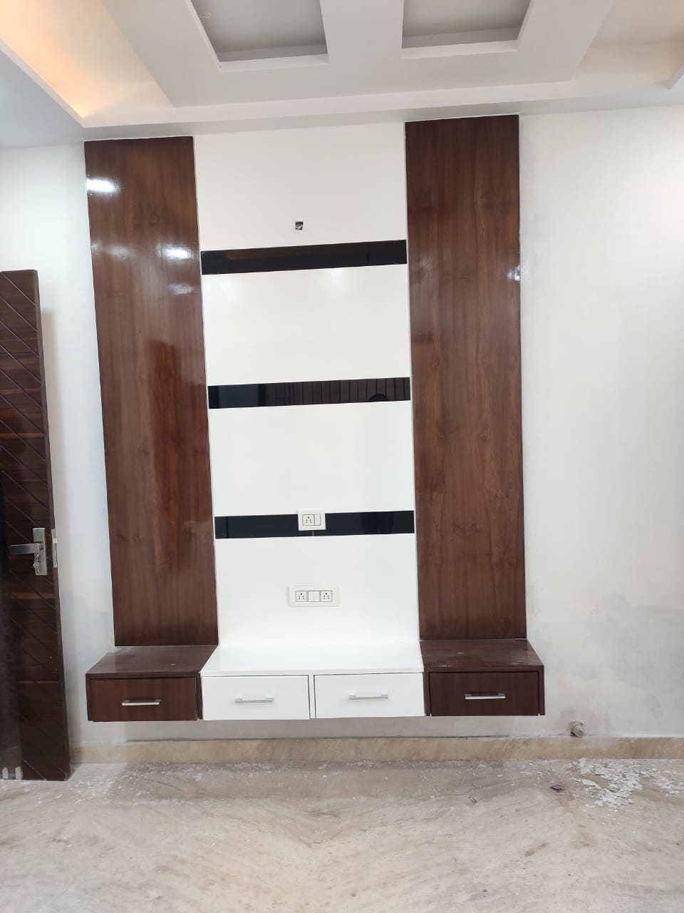 4 BHK IN SECTOR-24 ROHINI